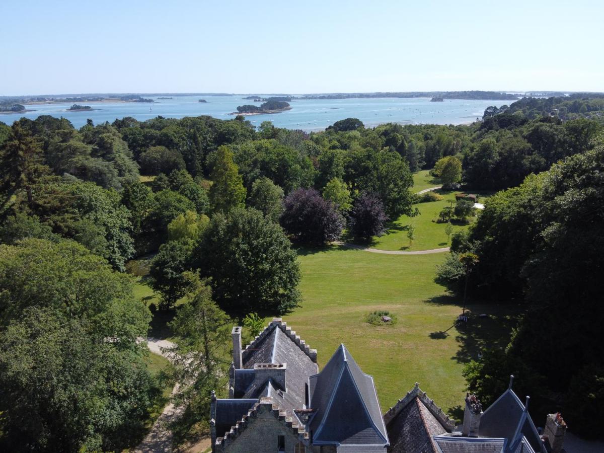 Manoir De Truhelin, A 2 Pas Du Golfe Du Morbihan Gasthof